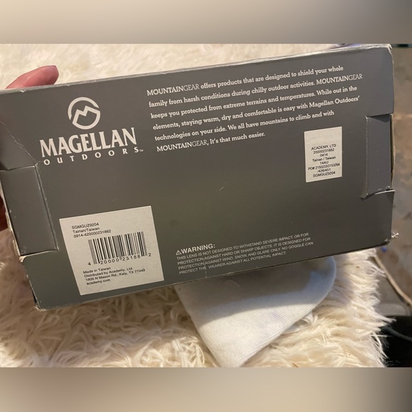 Adult Snow Goggles - Picture 3 of 9